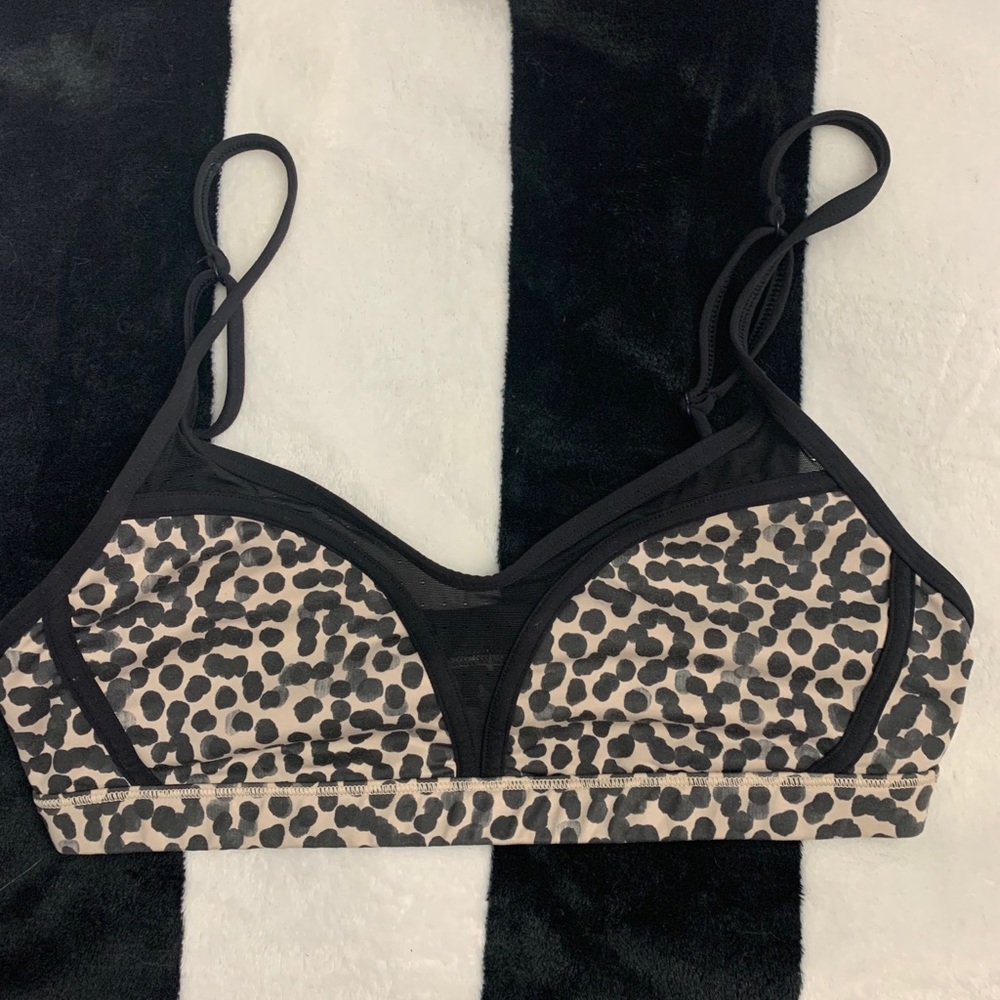 Lululemon Sports Bra Size 8